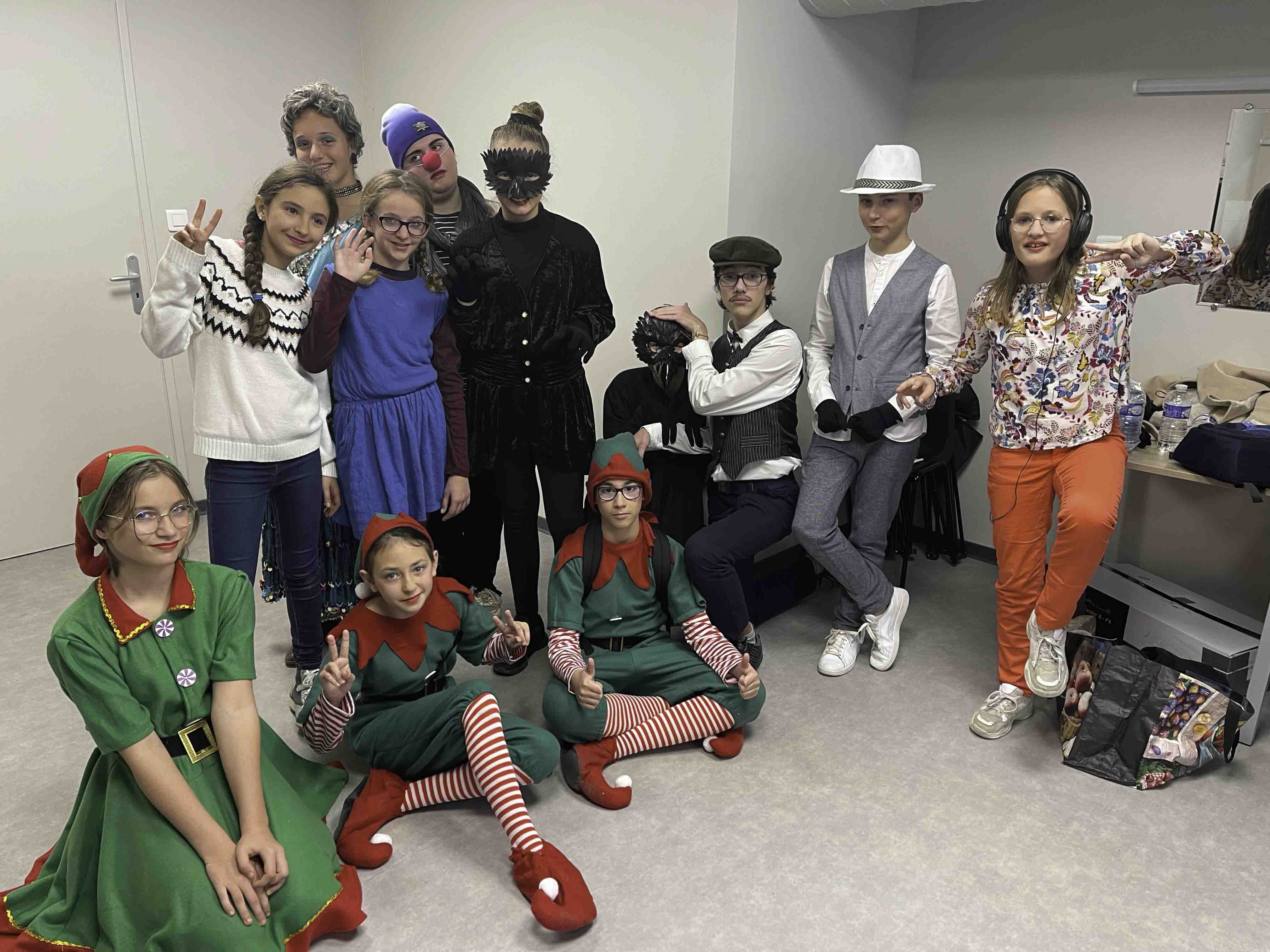 COULISSES2.jpg